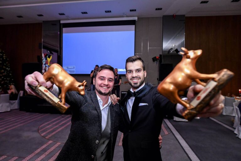 Symphonians presented with golden cows at Symphony awards